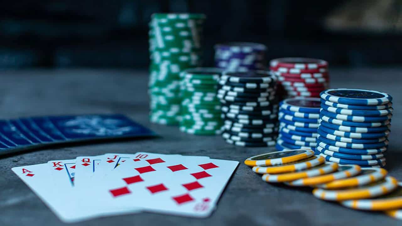 Bi kip de choi Poker tot hon ma ban khong nen bo qua