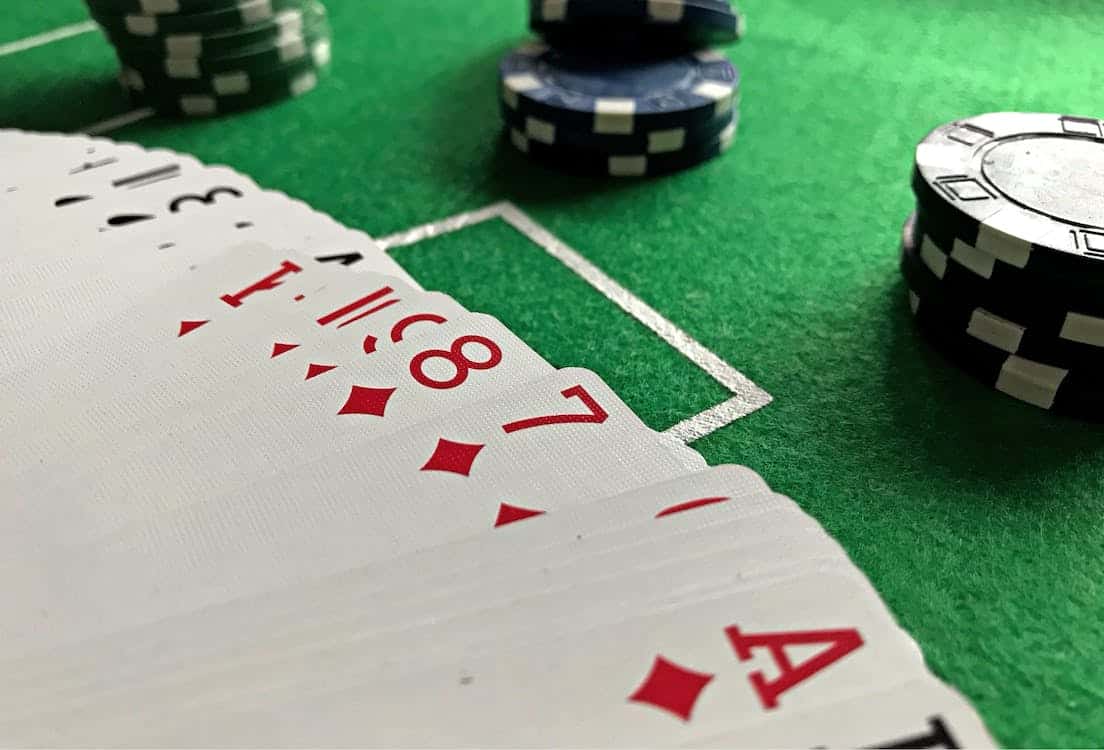 Cách chơi Poker hay để không lo sợ bị thua trước đối thủ nữa