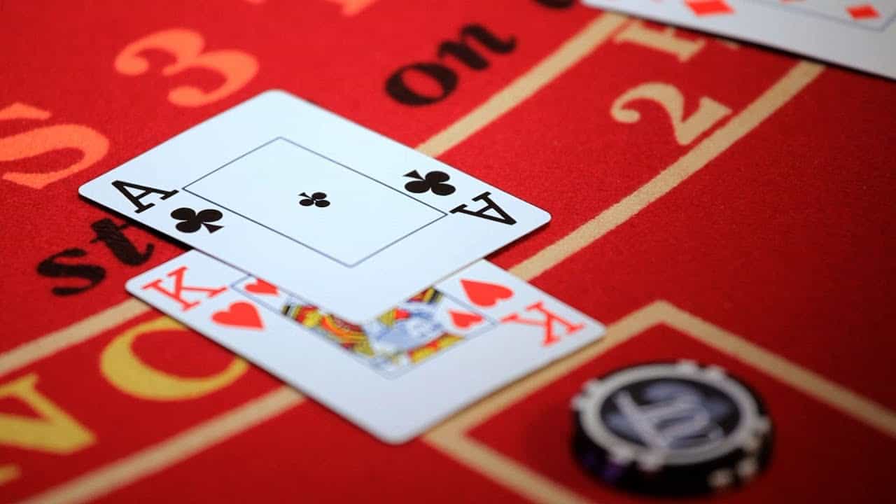 Kiến thức và kinh nghiệm giúp người mới chơi Blackjack tốt để thắng được nhà cái